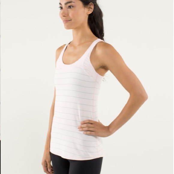 Lululemon Run: First Base Tank - Picture 2 of 9
